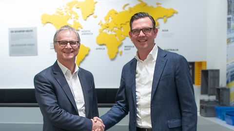 20230127_Handshake_Hummenberger_Bersch_2.jpg