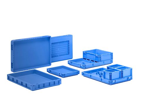 Trays with partition