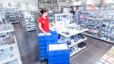 visszaküldhető tárolóládák a Hema-nál