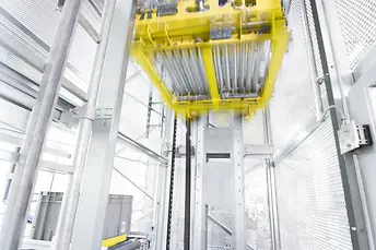 SSI Navette a Klingspor shuttle raktárában