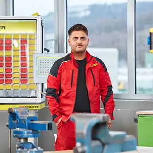 Karrier az SSI SCHÄFER-nél