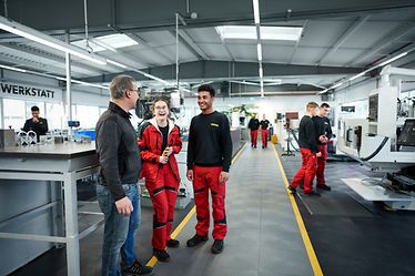Karrier az SSI SCHÄFER-nél