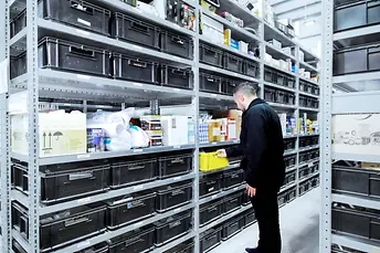 Stanowisko z narzędziami 