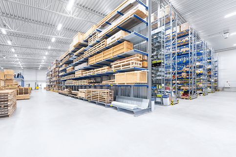 Items that up to 9m long and are stored in cantilever racks