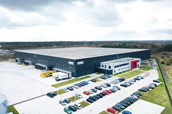 Vue aérienne de l'entreprise Fenix outdoor logistique 