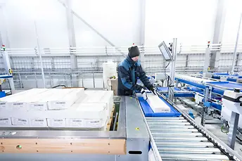 Raklapbontás az ASKO-nál