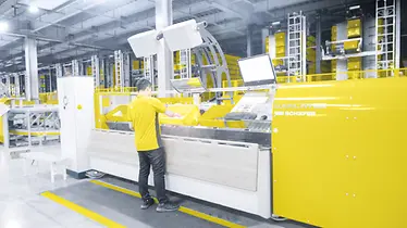 Ergonomic Pick to Tote work station at Suning