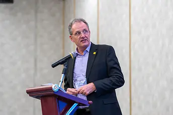 Carsten Spiegelberg z award.jpeg