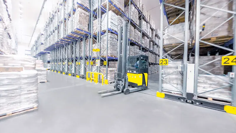 Mobile Racking for Pallets and Long Goods | SSI SCHAEFER