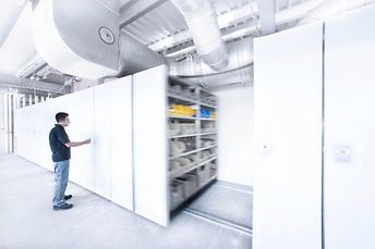 System med skinneforbindelse