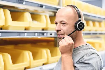 Pick by voice, hangalapú komissiózó rendszer