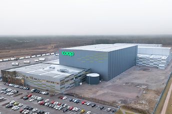 coop_0007_building_outside_ret