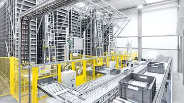 SSI SMC Miniload szállítópálya rendszer