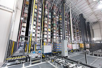 coop_2083_High_bay_warehouse