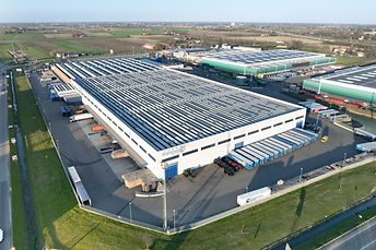 003_building_outside