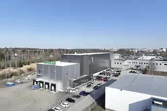 Kokikkartano_002_building_outside