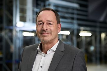 Elmar Issing, az SSI SCHÄFER alelnöke