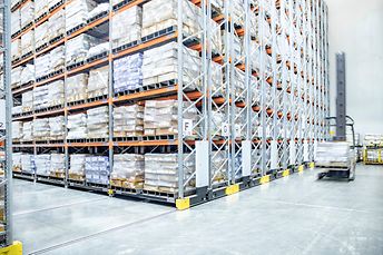 01_ABU_mobile-pallet-racks_open