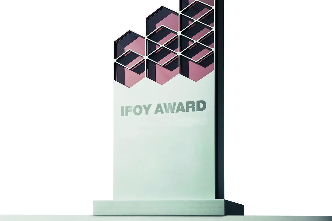 IFOY Award WEASEL®