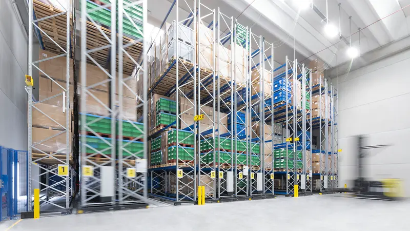 Mobile racking system & automated guided vehicles | SSI SCHAEFER
